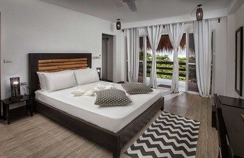Blanco Beach Resort 3*