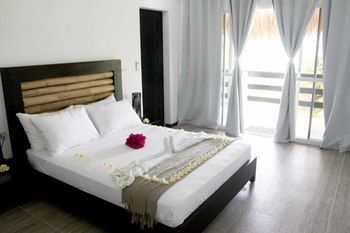 Blanco Beach Resort 3*