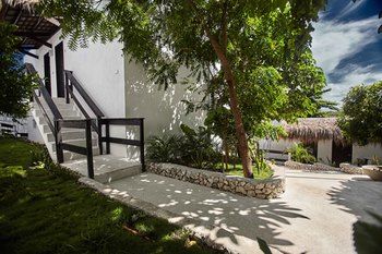 Blanco Beach Resort 3*
