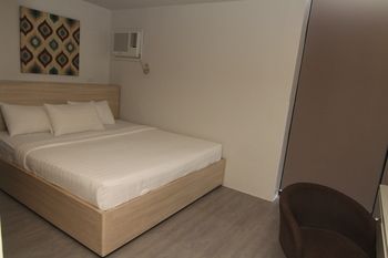 Mabolo Royal Hotel 3*