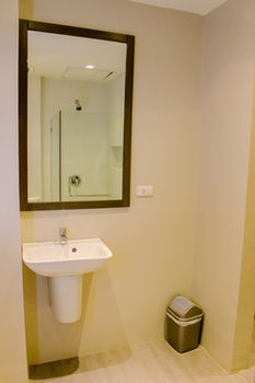 Mabolo Royal Hotel 3*