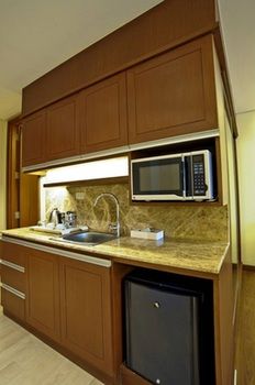 SanTomas Suites 3*