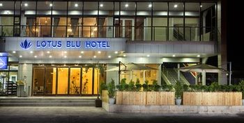 Lotus Blu Hotel 3*