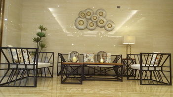 Lotus Blu Hotel 3*