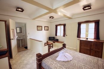 Guindulman Bay Tourist Inn 3*