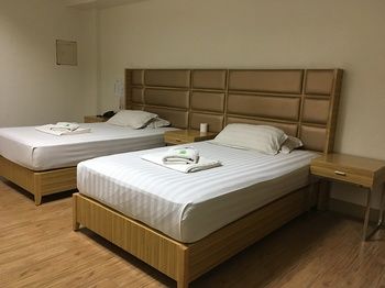 Meaco Hotel - Valenzuela 2*