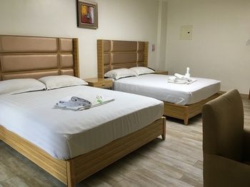 Meaco Hotel - Valenzuela 2*