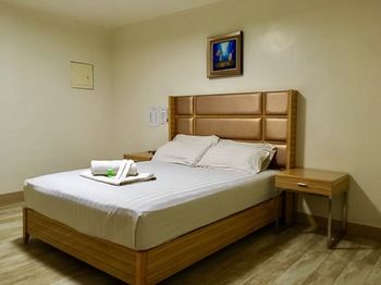 Meaco Hotel - Valenzuela 2*