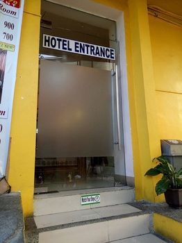 Meaco Royal Hotel - Taytay 2*