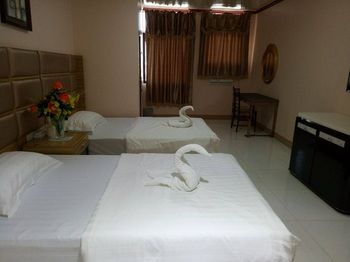 Meaco Royal Hotel - Taytay 2*