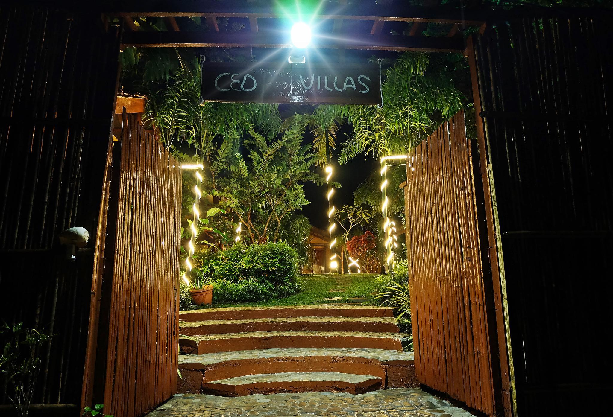 CED Villas 2*
