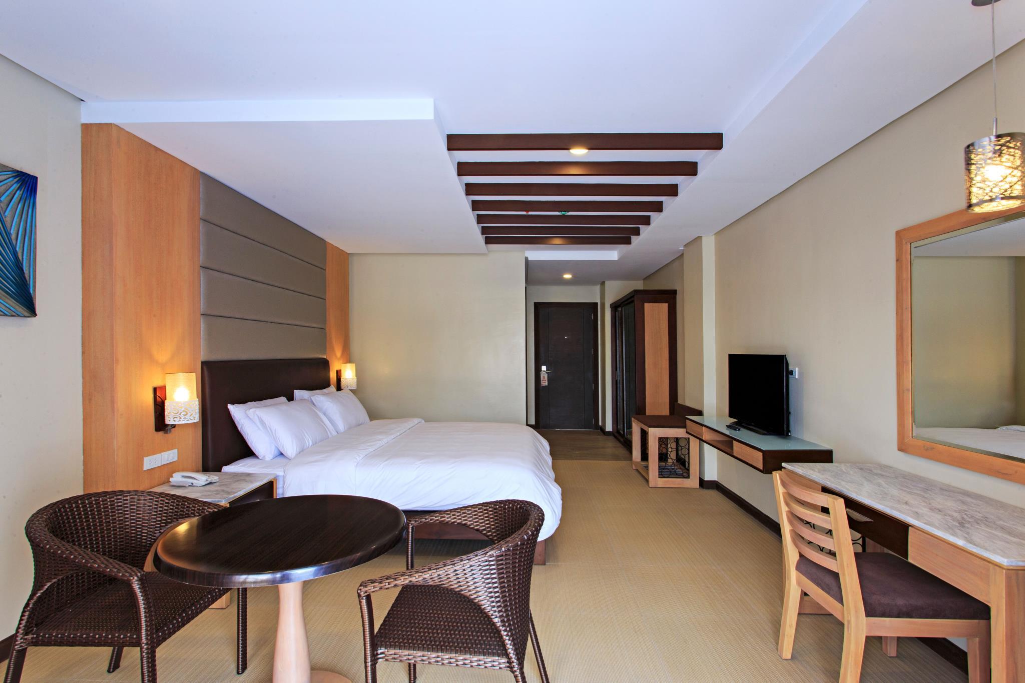 Cebu Westown Lagoon - South Wing 3*