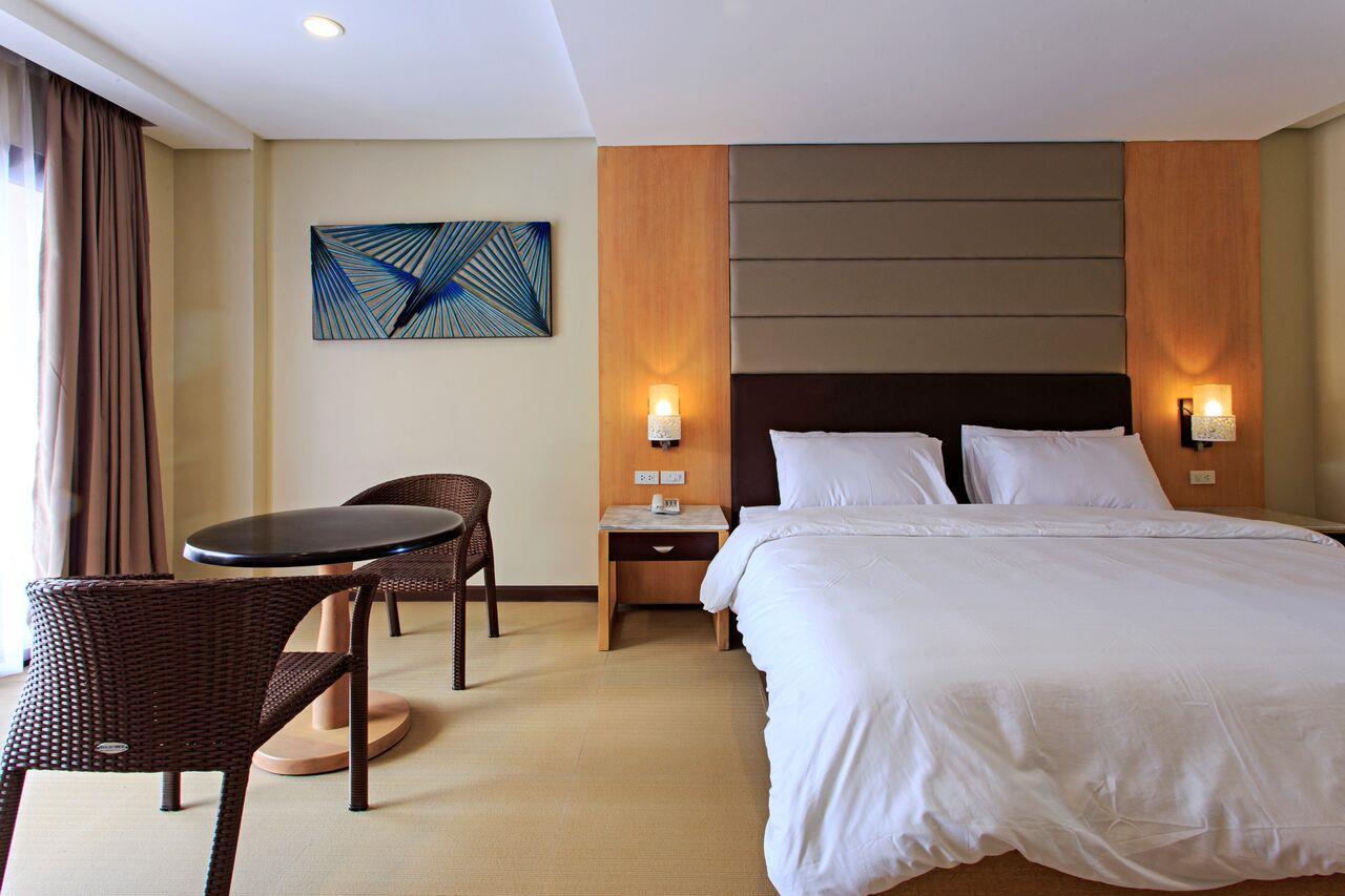 Cebu Westown Lagoon - South Wing 3*