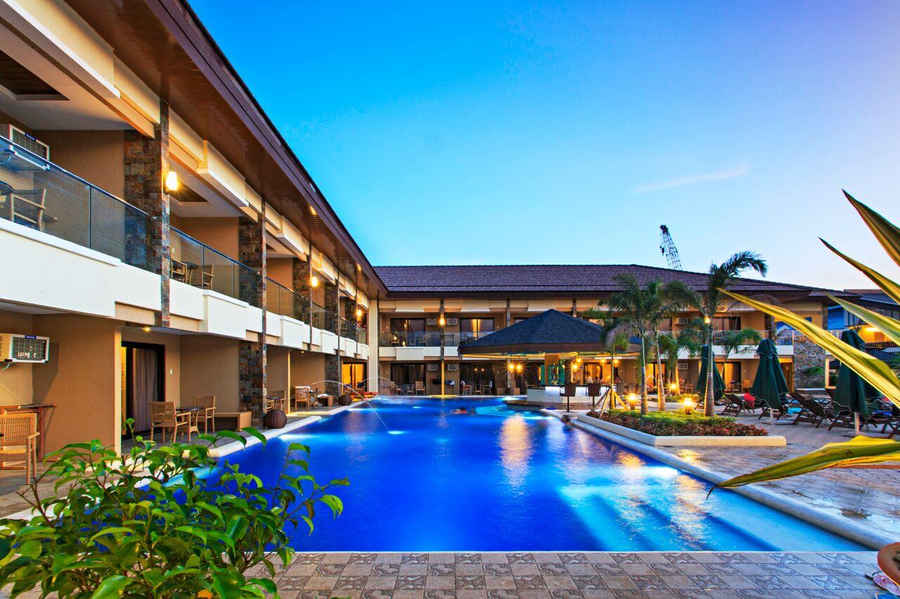 Cebu Westown Lagoon - South Wing 3*