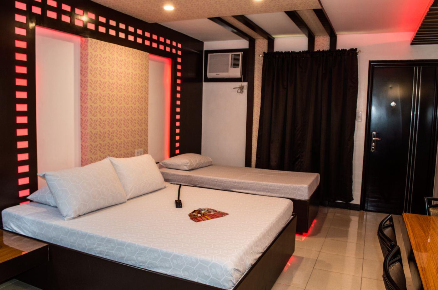 Hotel Sogo Roxas Blvd 2*