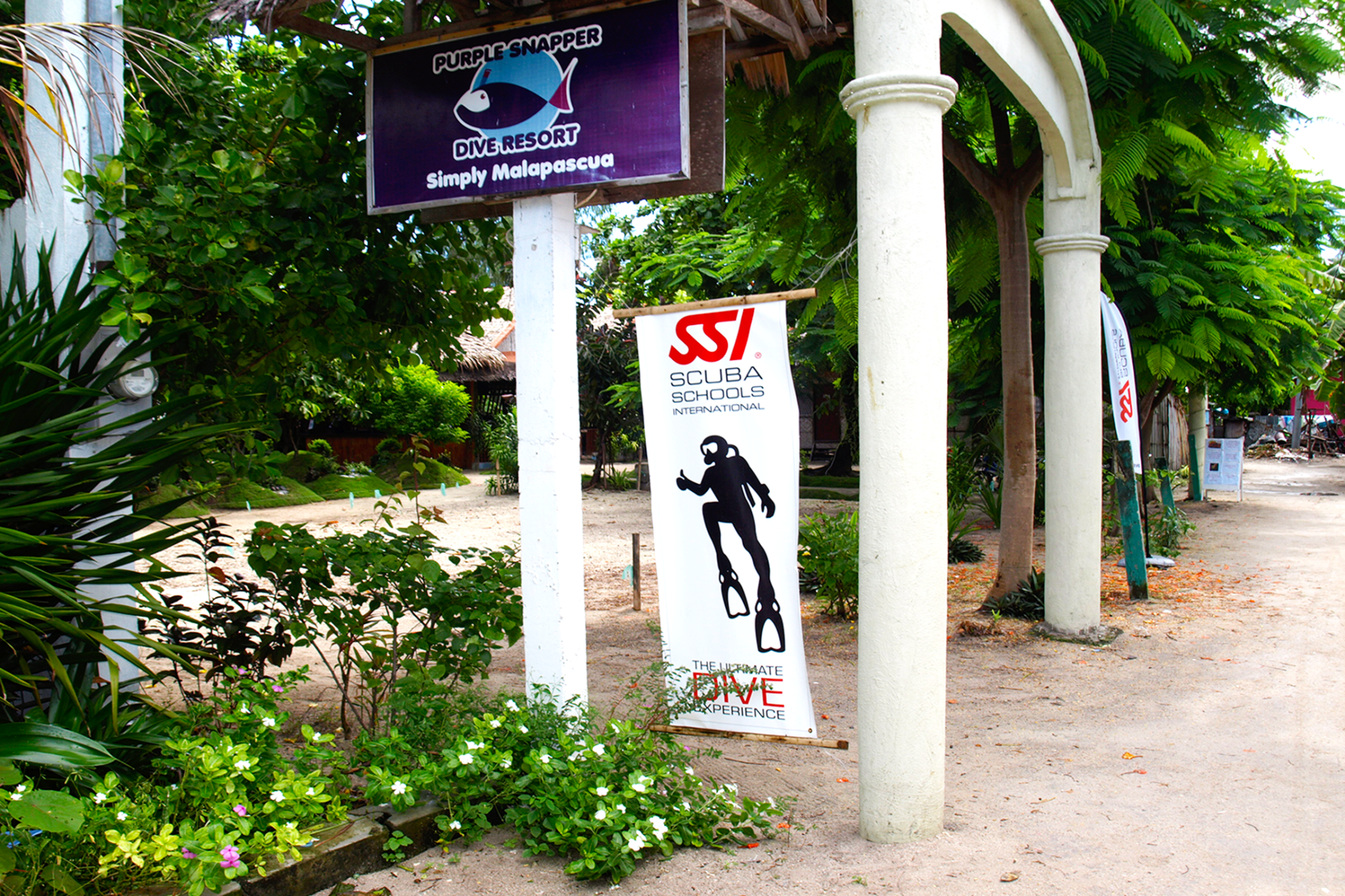 The Sharks Tail Dive Resort 3*