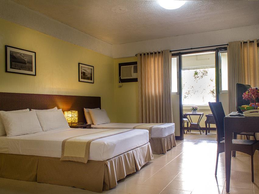 Matabungkay Beach Hotel 3*