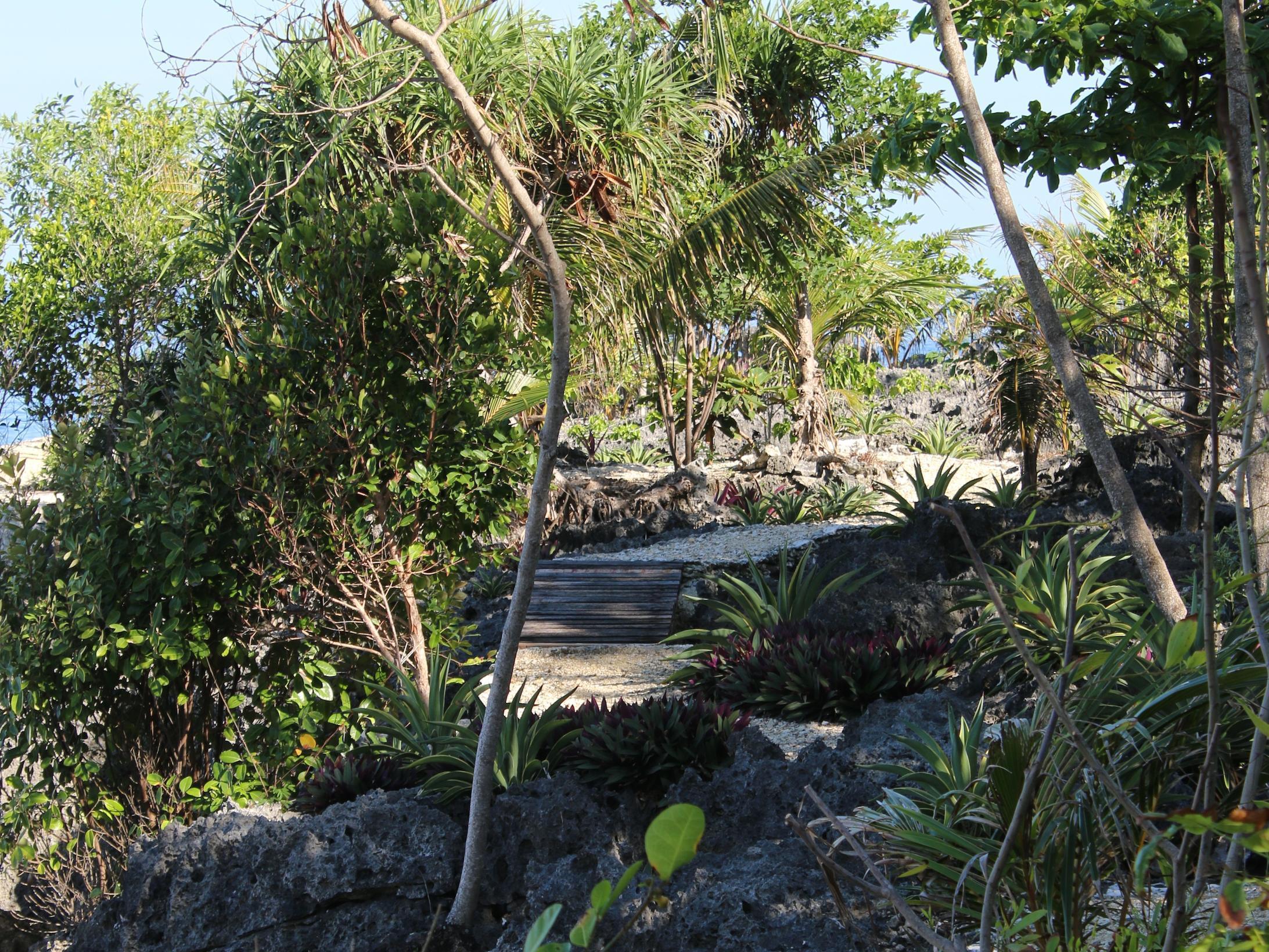 Meili Beach Resort 3*
