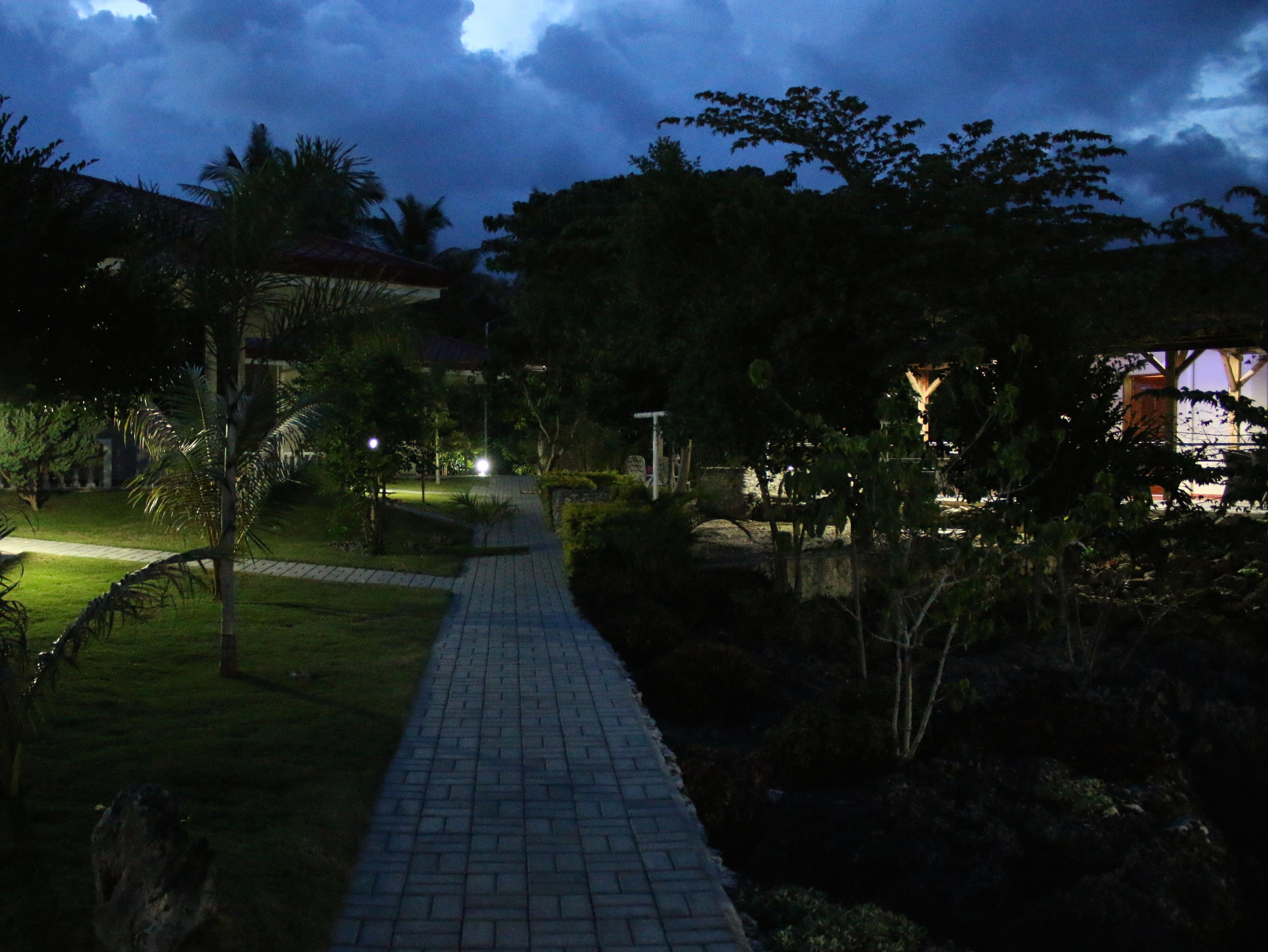 Meili Beach Resort 3*