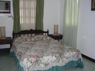 Brazaville Beach Resort 3*