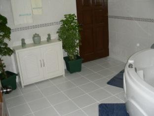 Brazaville Beach Resort 3*