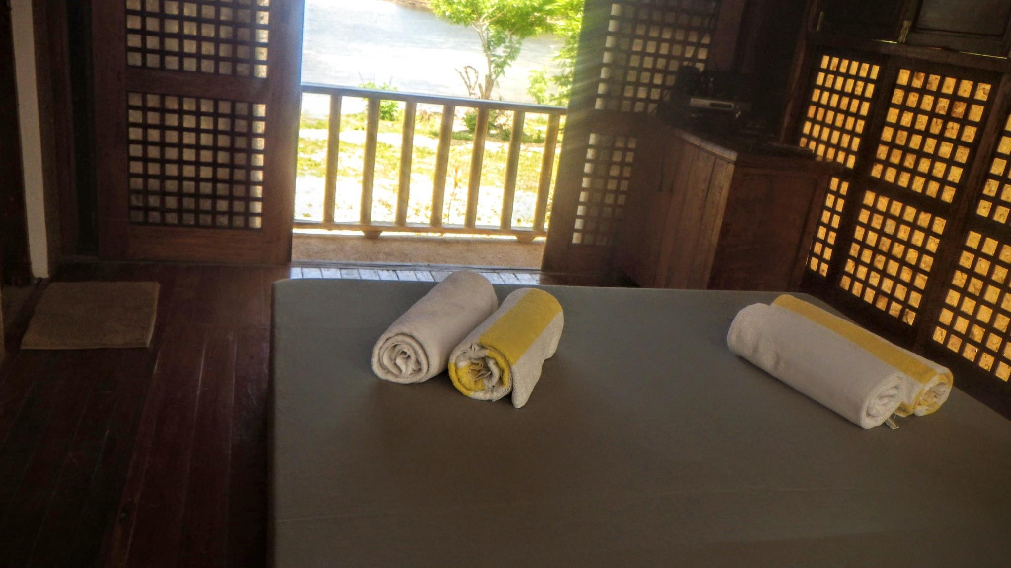 Palawan SandCastles Beach Resort 2*