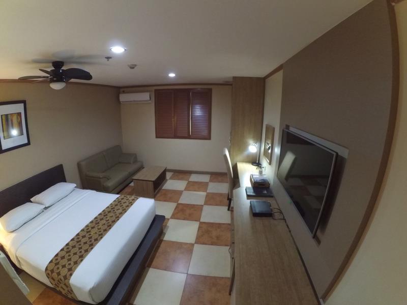 DG Grami Hotel 3*