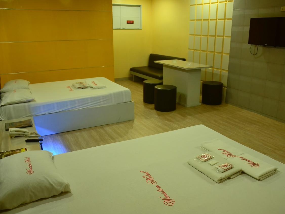 Winston Hotel 2*