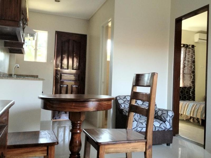Spurlock Residences 3*