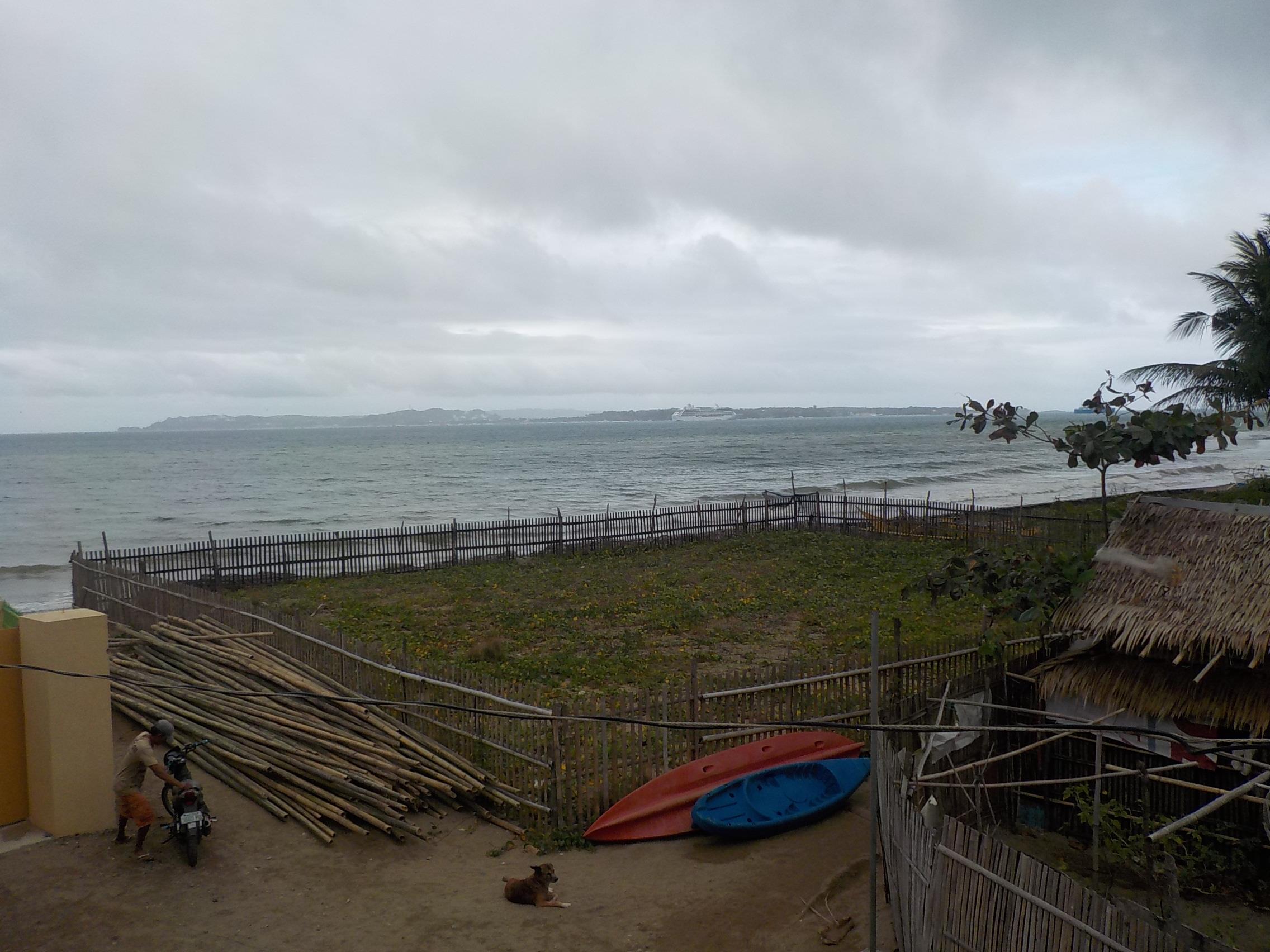 HangOut Beach & Resort 2*