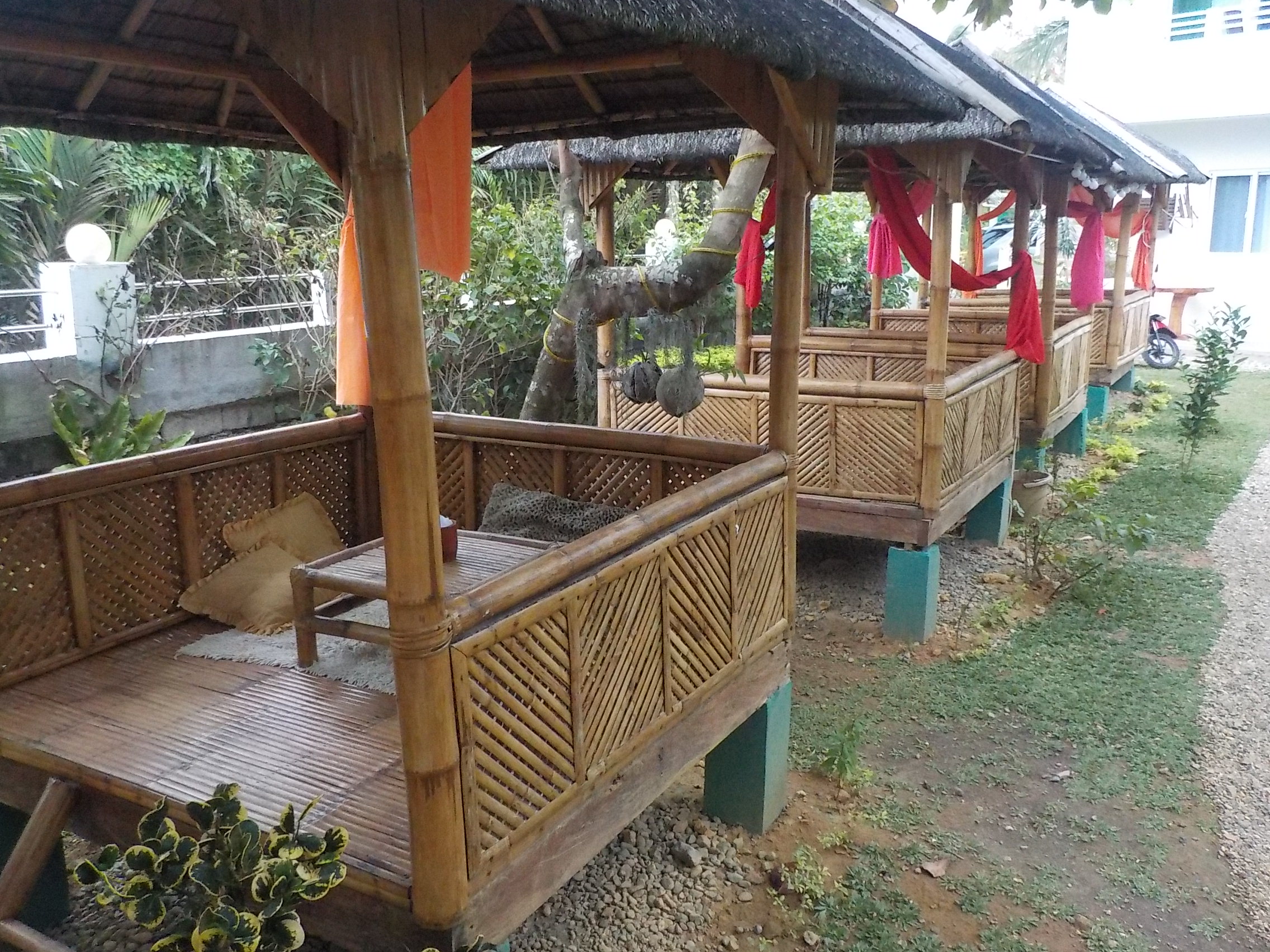 HangOut Beach & Resort 2*