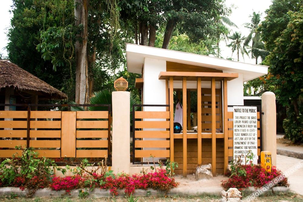 Bruce Beach Resort 3*