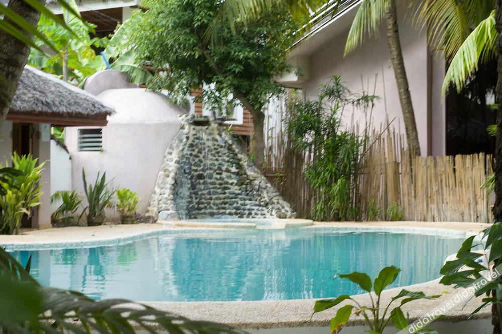 Bruce Beach Resort 3*