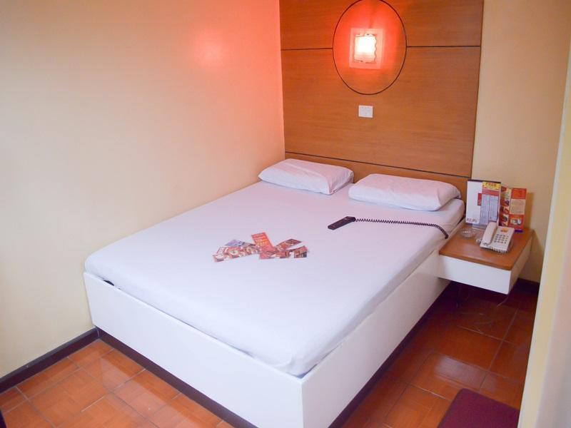 Hotel Sogo Alabang Jr. 2*