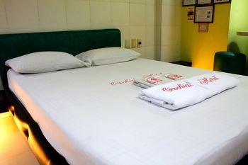 Orchids Drive Inn Hotel and Restaurant 3*