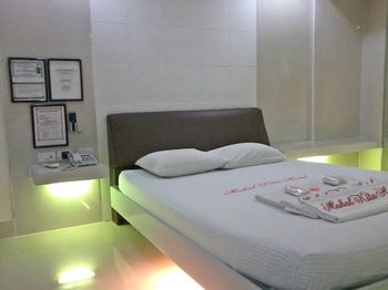 Mahal Kita Drive Inn 3*