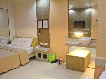 Mahal Kita Drive Inn 3*