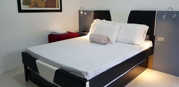 Beach Condos Pico de Loro Hamilo Coast 3*