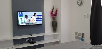 Beach Condos Pico de Loro Hamilo Coast 3*