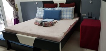 Beach Condos Pico de Loro Hamilo Coast 3*