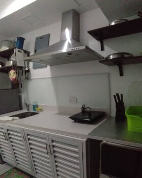 Beach Condos Pico de Loro Hamilo Coast 3*