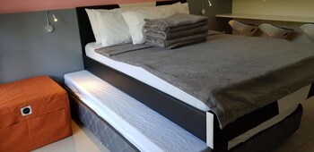 Beach Condos Pico de Loro Hamilo Coast 3*