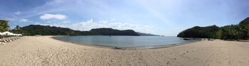 Beach Condos Pico de Loro Hamilo Coast 3*