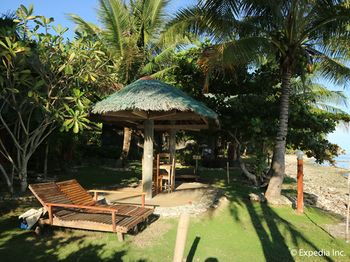 Lazi Beach Club 3*