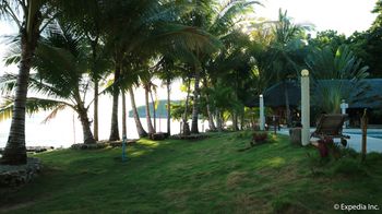 Lazi Beach Club 3*