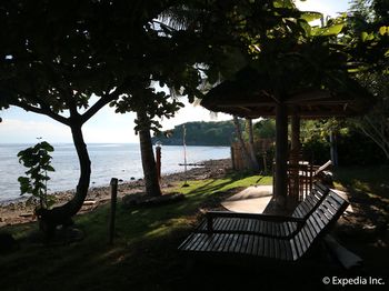Lazi Beach Club 3*