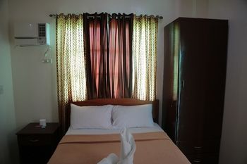 S-E Hotel and Residence 3*
