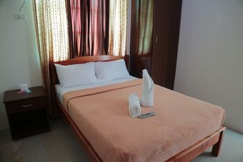 S-E Hotel and Residence 3*