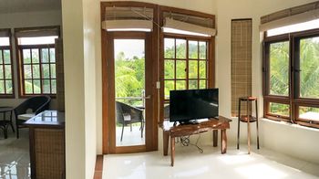Edgewater Dive & Spa Resort 4*