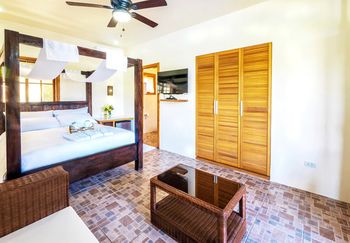 Edgewater Dive & Spa Resort 4*